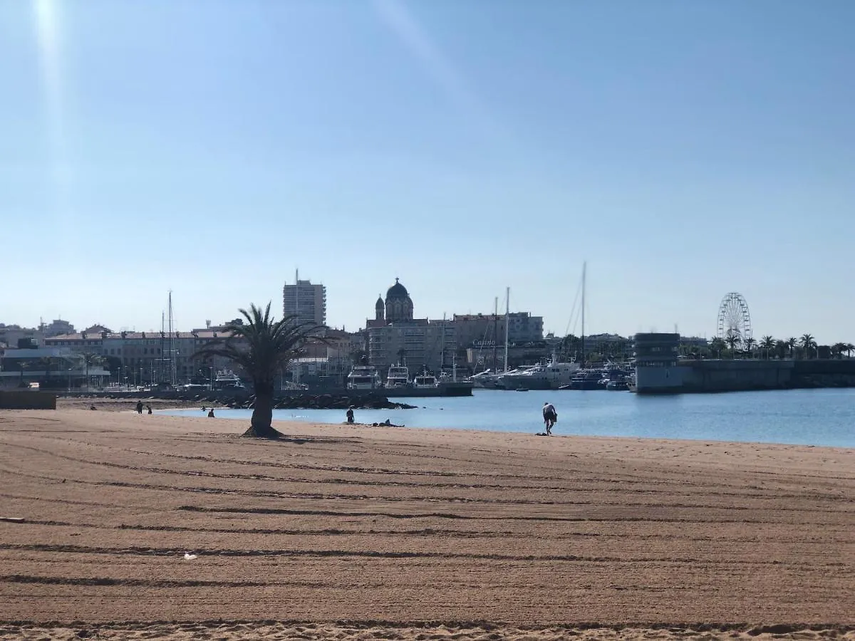 Residence La Miougrano Frejus Plage 0*,